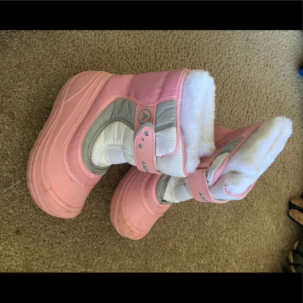 Childs snow boots